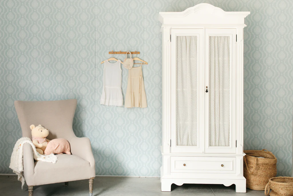 Frosted Lace Wallpaper - Image 2